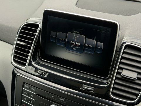 Mercedes-Benz GLE Class 2.1 Gle 250 D White #56
