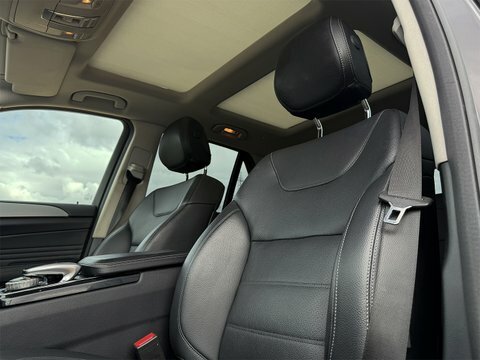 Mercedes-Benz GLE Class 2.1 Gle 250 D White #35