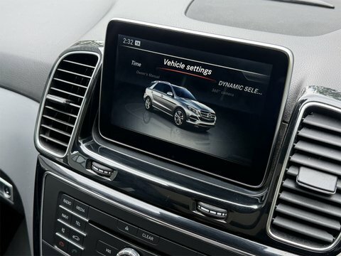 Mercedes-Benz GLE Class 2.1 Gle 250 D White #59