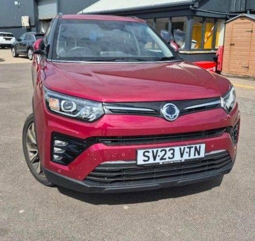 SsangYong Tivoli 1.5P Ultimate Red