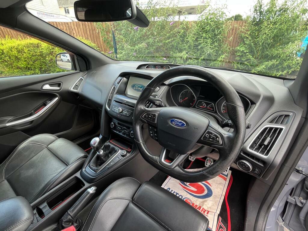 Ford Focus 1.0T Ecoboost Zetec Euro 6 Ss White #20