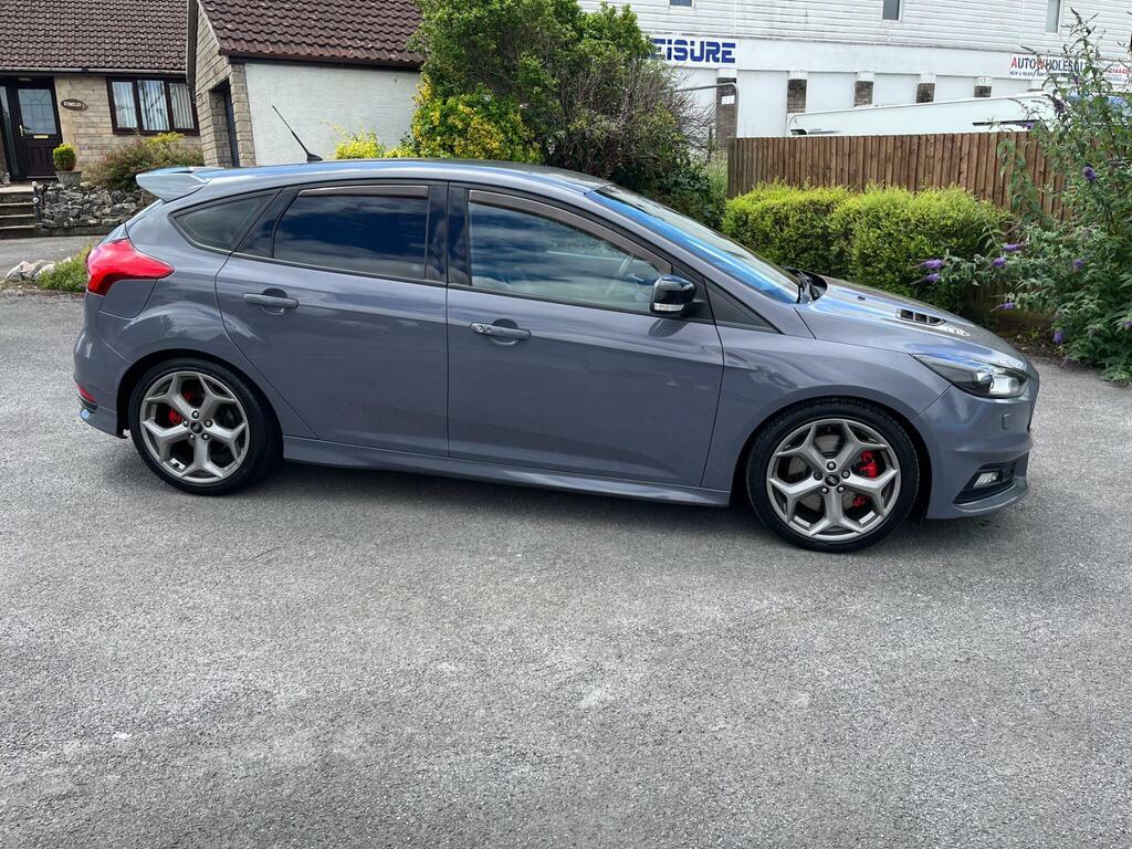 Ford Focus 1.0T Ecoboost Zetec Euro 6 Ss White #16