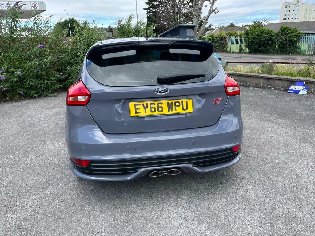 Ford Focus 1.0T Ecoboost Zetec Euro 6 Ss White #14