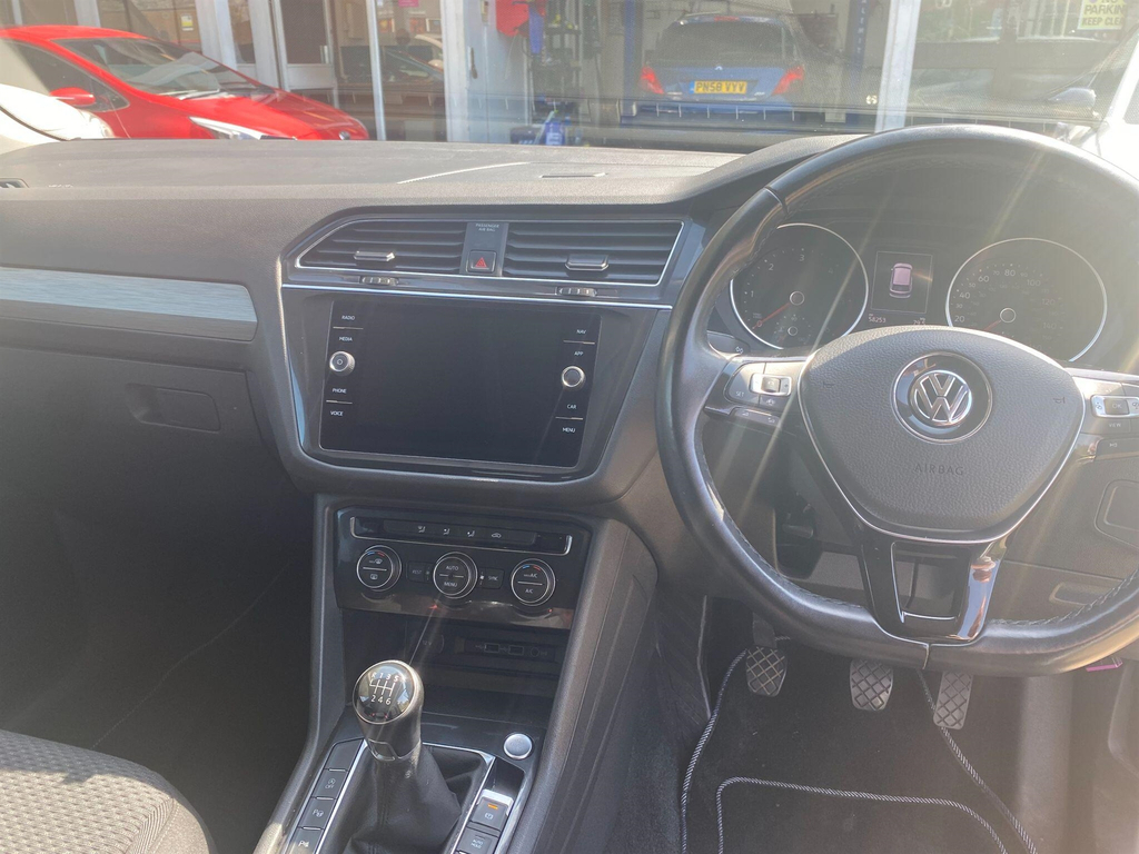 Volkswagen Tiguan Allspace 2.0 Tdi Match Euro 6 Ss BP19OEB #5