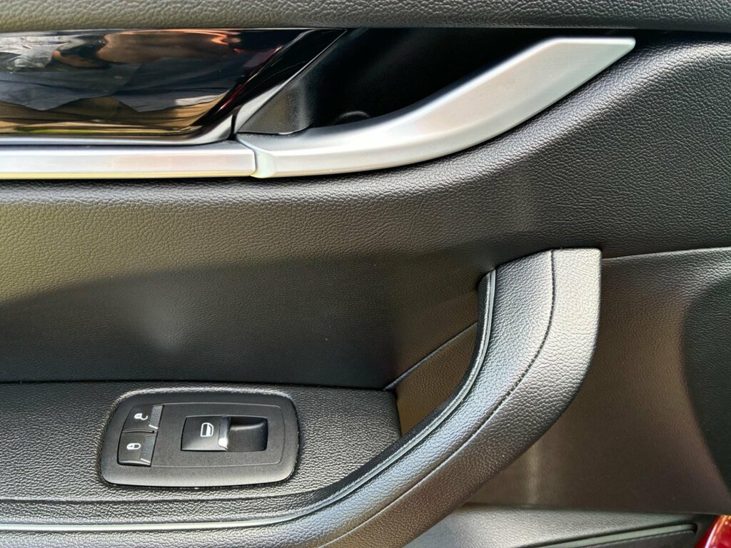 Maserati Levante 3L Null White #36