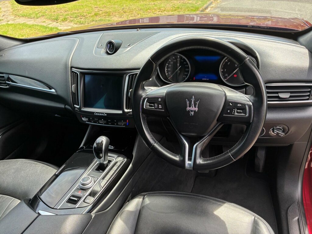 Maserati Levante 3L Null White #55