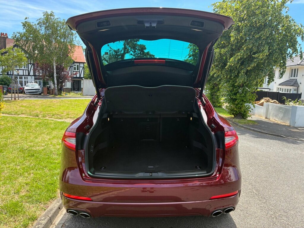 Maserati Levante 3L Null White #44