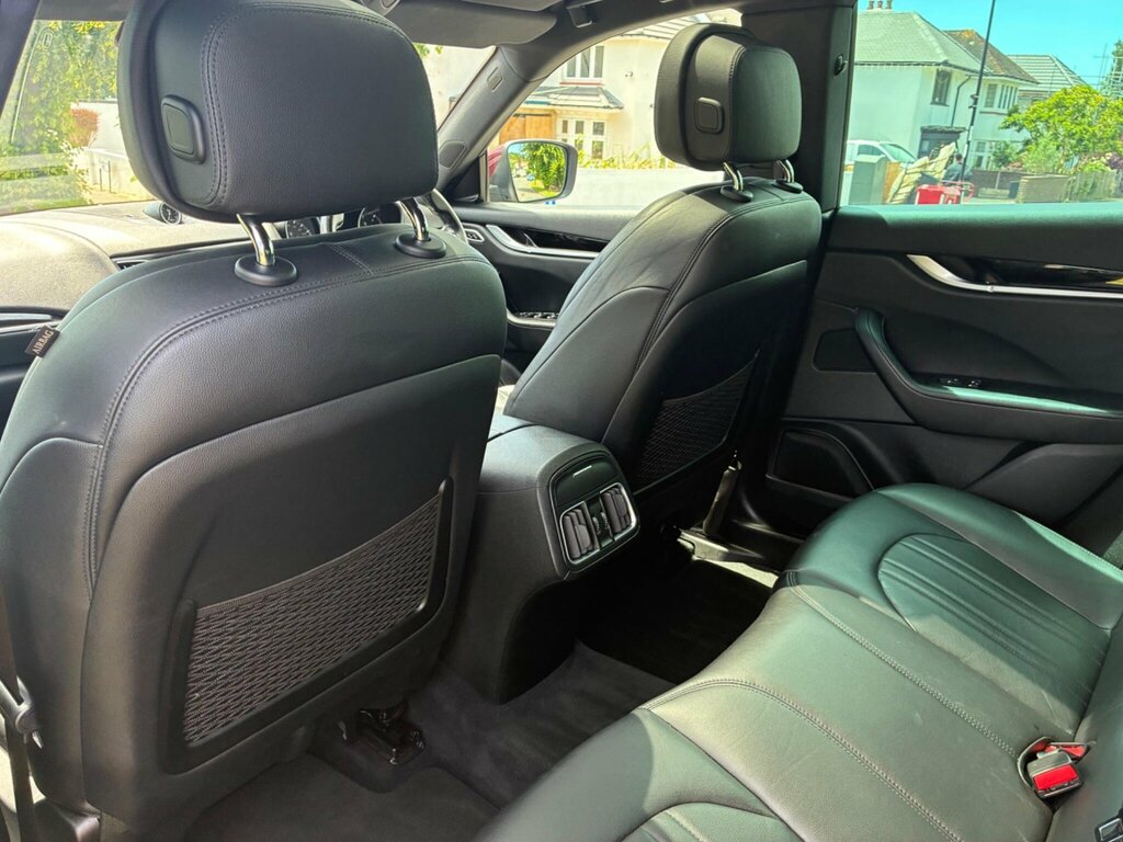 Maserati Levante 3L Null White #39