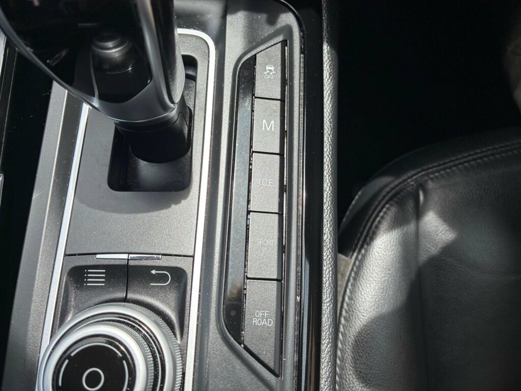 Maserati Levante 3L Null White #70