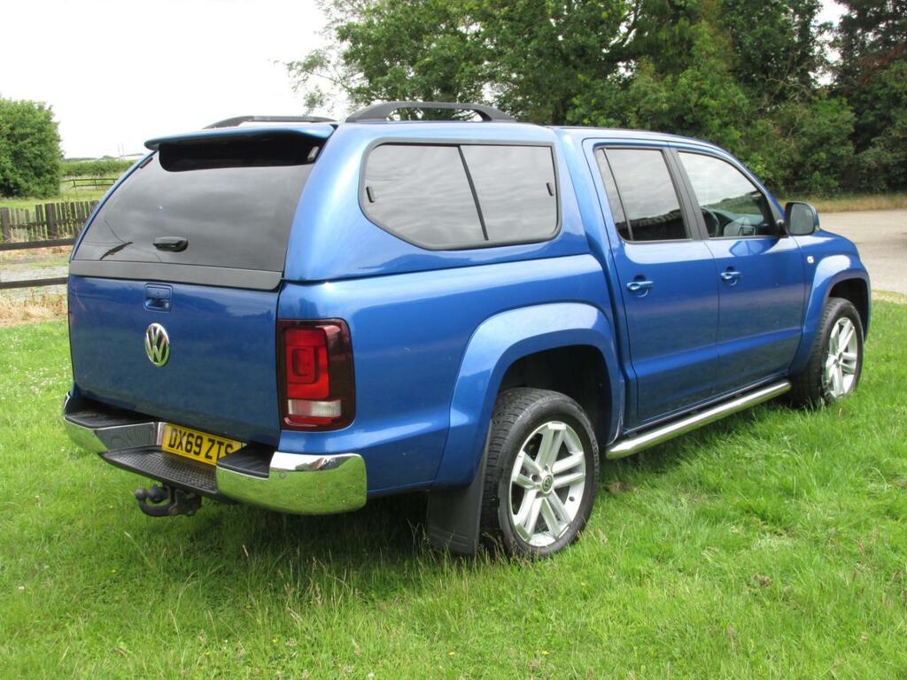 Volkswagen Amarok  Black #7