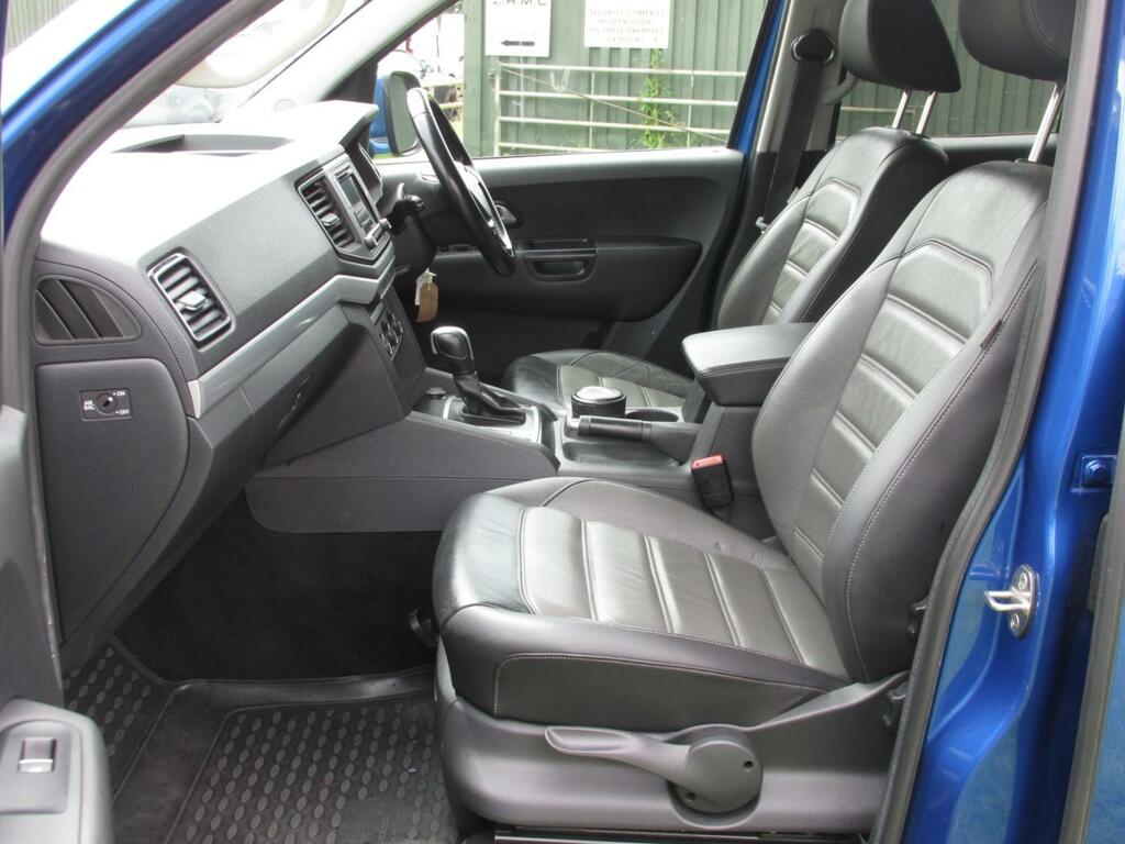 Volkswagen Amarok  Black #15