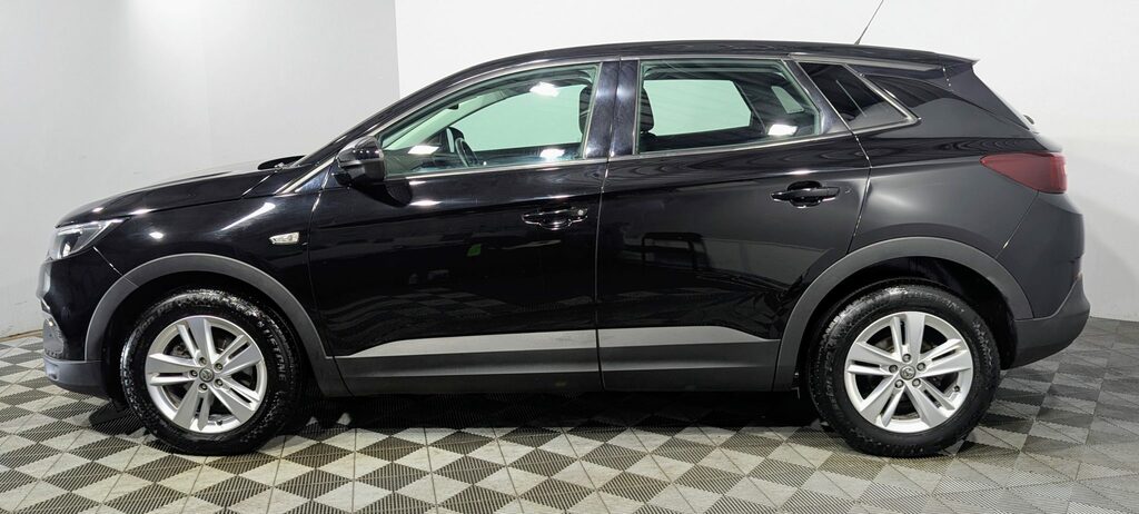 Vauxhall Grandland X 1.2 Turbo Se MGZ2297 Black #3