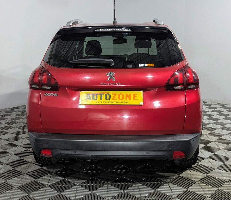 Peugeot 2008 1.2 Puretech Signature Start Stop DSZ4322 Red #6