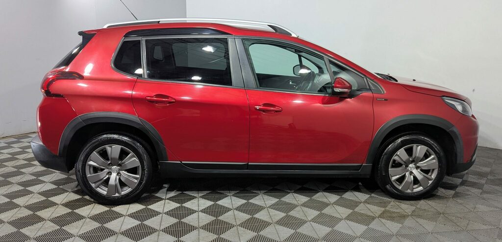 Peugeot 2008 1.2 Puretech Signature Start Stop DSZ4322 Red #5