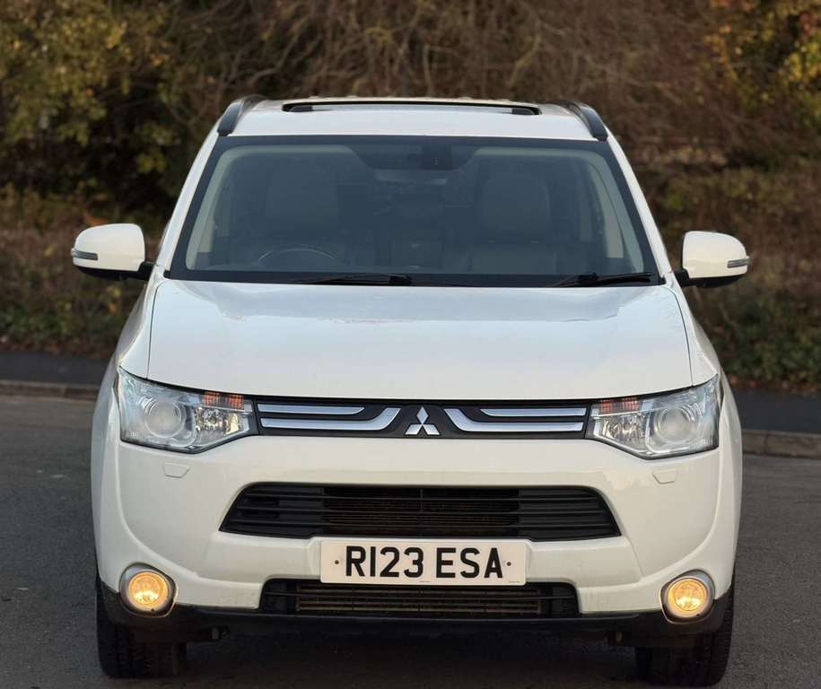 Mitsubishi Outlander Gx 5 Di-d 4Wd  #2