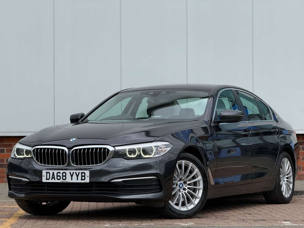 BMW 5 Series 530E Se DA68YYB #3