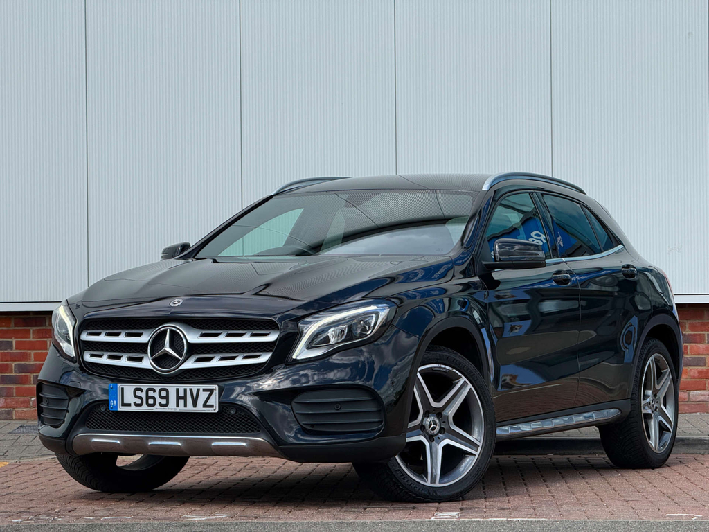 Mercedes-Benz GLA Class Amg Line Edition LS69HVZ  #3