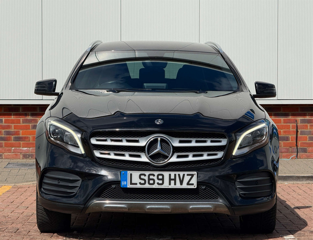 Mercedes-Benz GLA Class Amg Line Edition LS69HVZ  #2