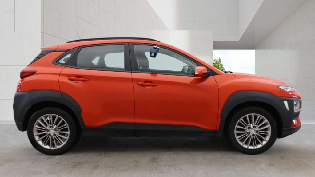 Hyundai Kona Se Orange #5