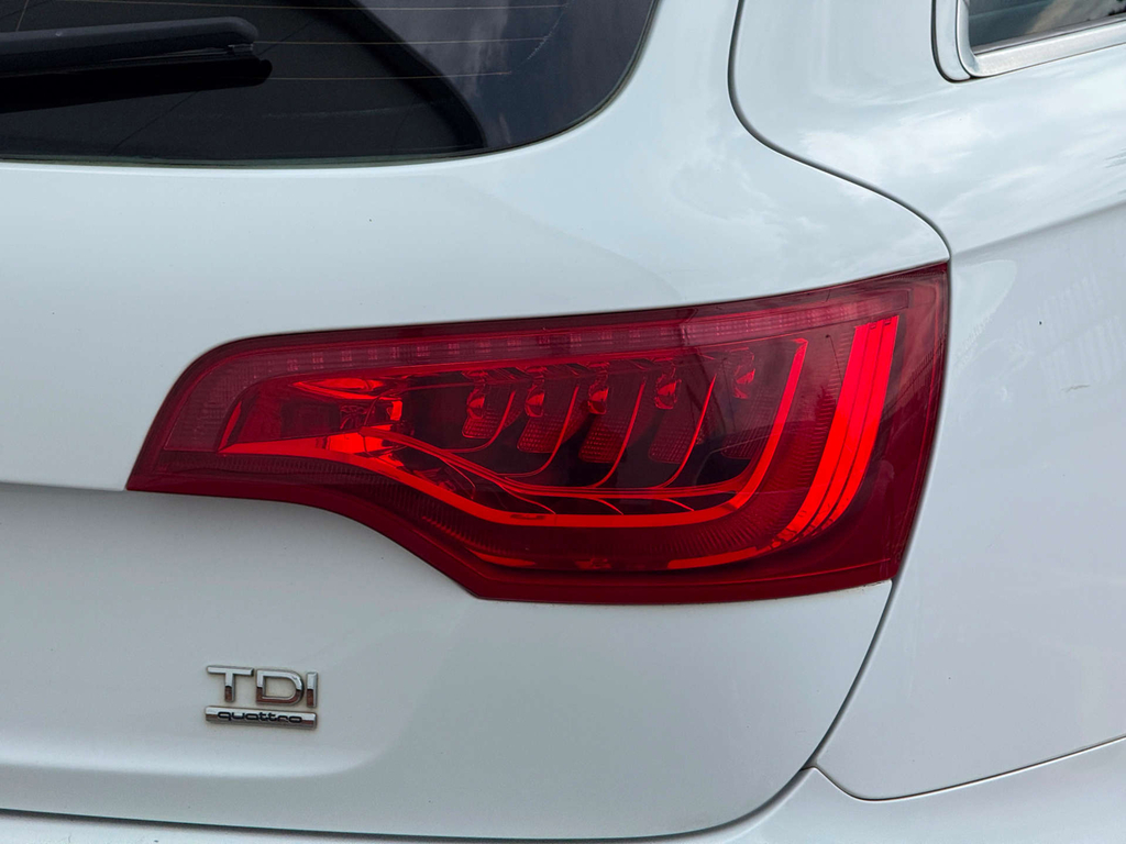 Audi Q7 Tdi Quattro S Line 5-Door White #12