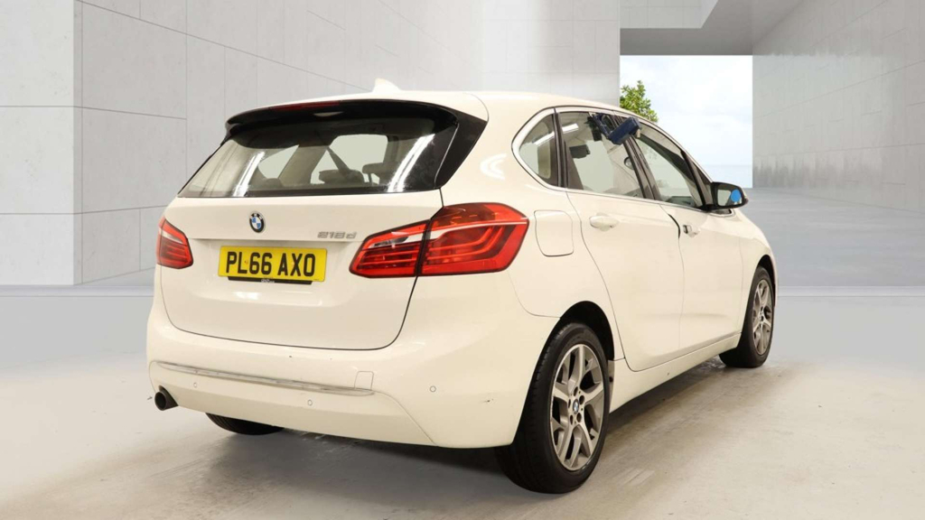 BMW 2 Series Luxury White #4