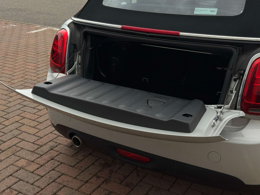 Mini Convertible 1.5 Cooper Convertible Steptronic Euro Blue #29