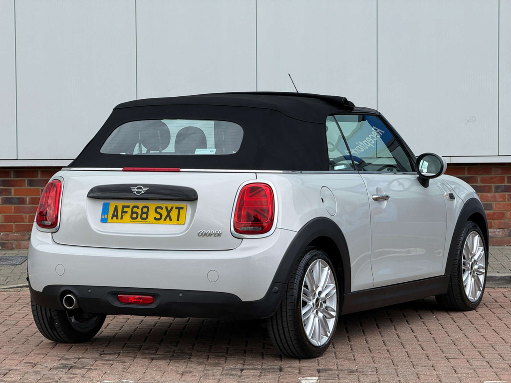 Mini Convertible 1.5 Cooper Convertible Steptronic Euro Blue #11