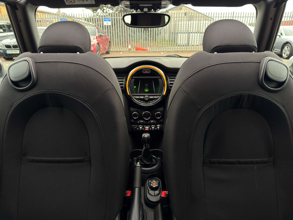 Mini Convertible 1.5 Cooper Convertible Steptronic Euro Blue #40