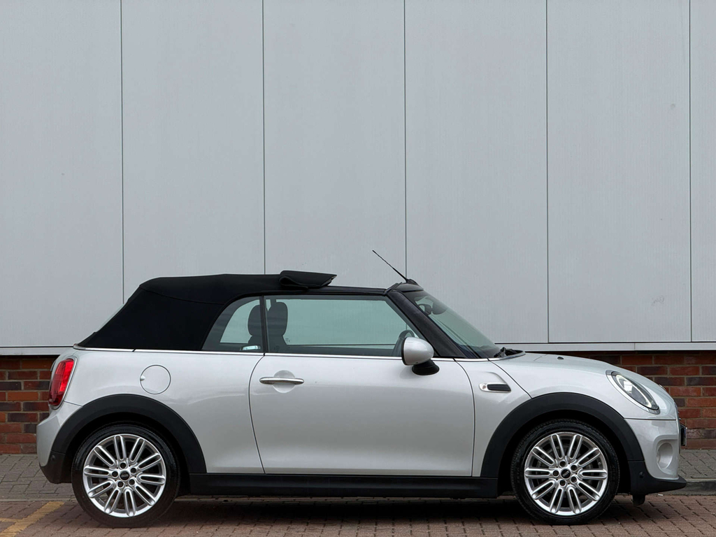 Mini Convertible 1.5 Cooper Convertible Steptronic Euro Blue #9