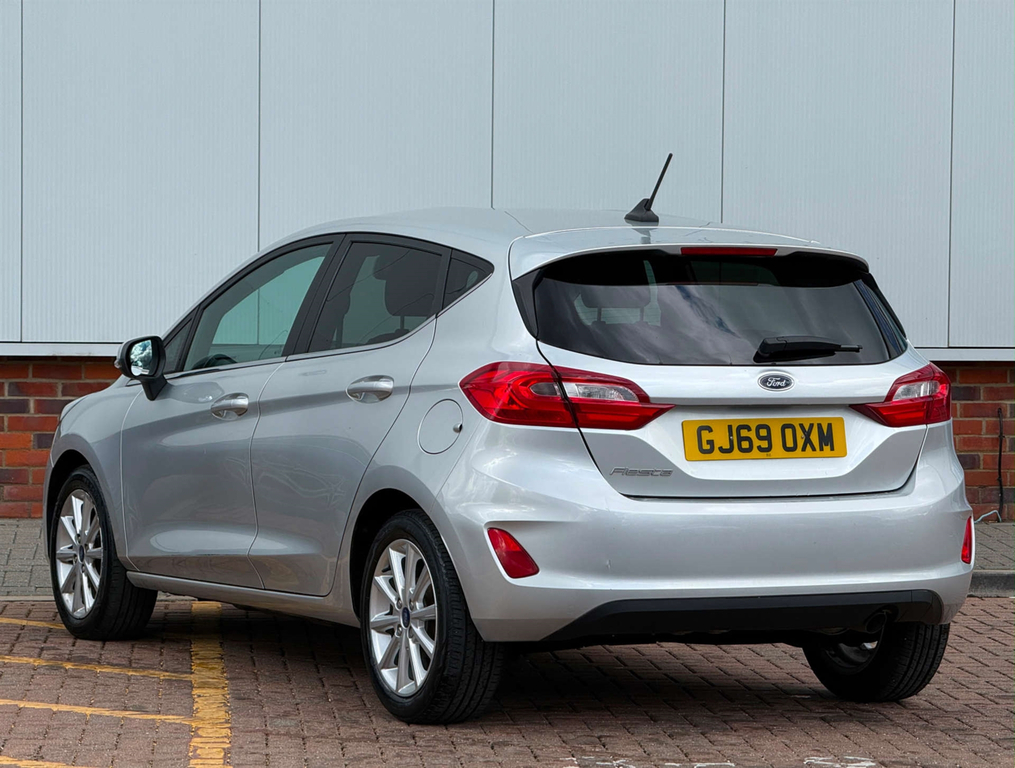 Ford Fiesta Titanium T GJ69OXM Silver #4