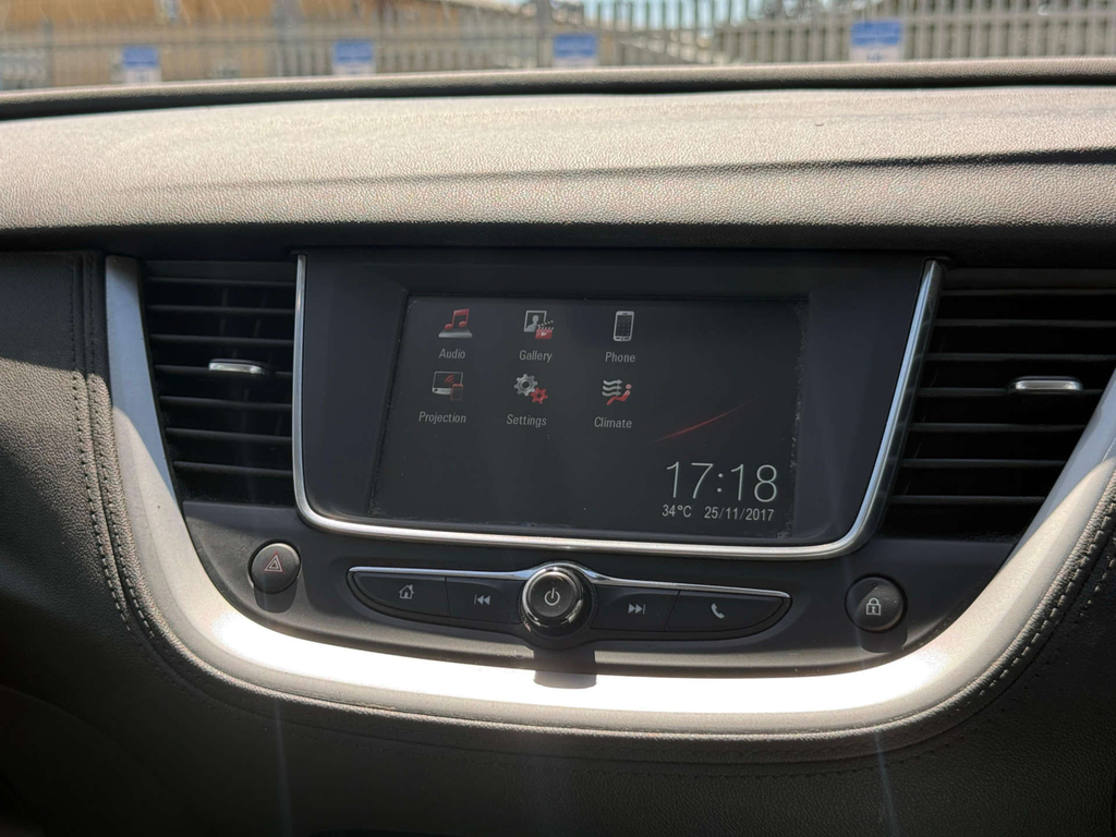 Vauxhall Grandland X Se Ss Red #64
