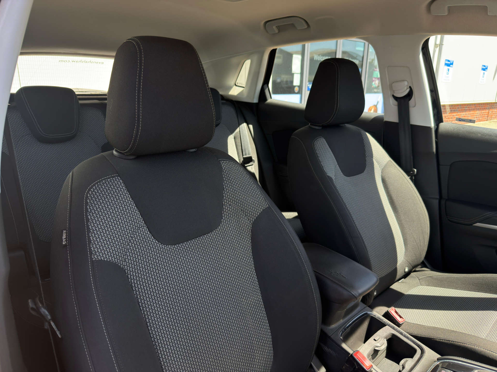 Vauxhall Grandland X Se Ss Red #19