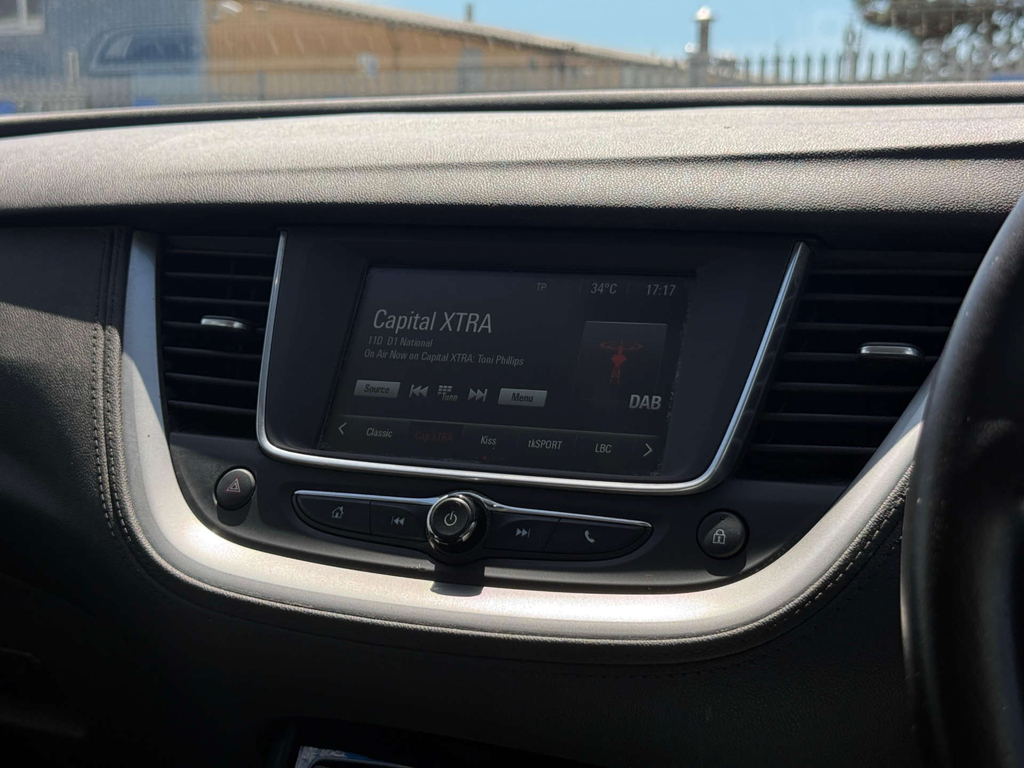 Vauxhall Grandland X Se Ss Red #60