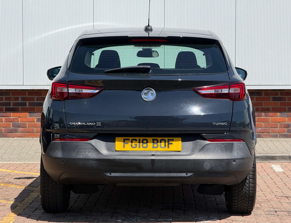 Vauxhall Grandland X Se Ss Red #15