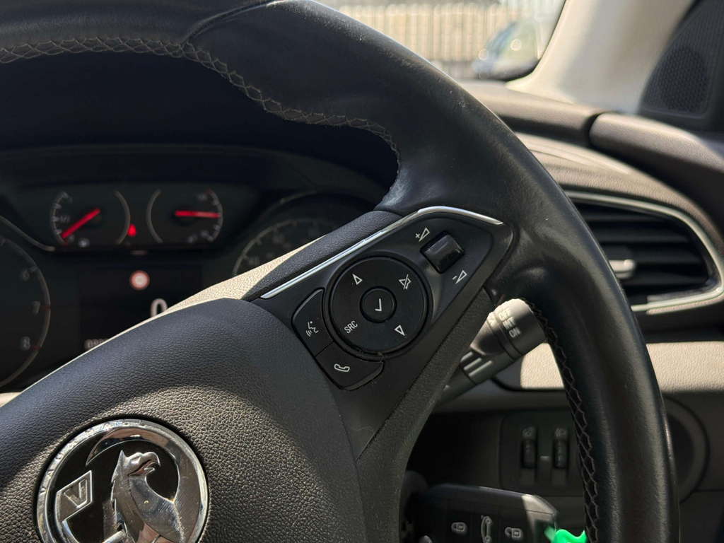 Vauxhall Grandland X Se Ss Red #51