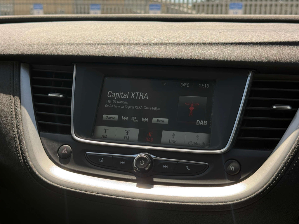 Vauxhall Grandland X Se Ss Red #68