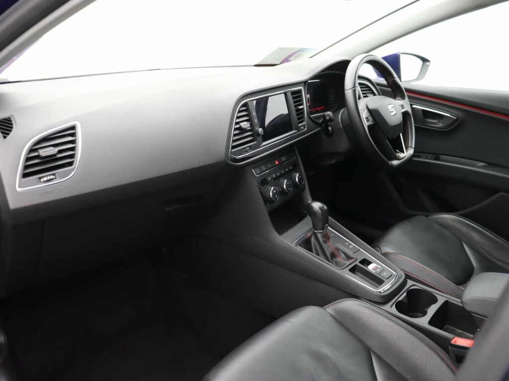 Seat Leon  Red #8