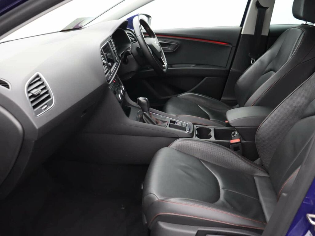 Seat Leon  Red #9