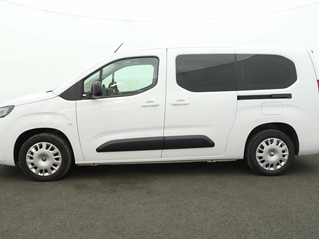 Vauxhall Combo-e Life 100Kw Ultimate 50Kwh Grey #4