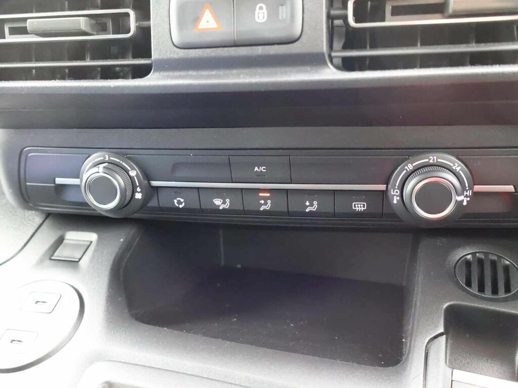 Vauxhall Combo-e Life 100Kw Ultimate 50Kwh Grey #16