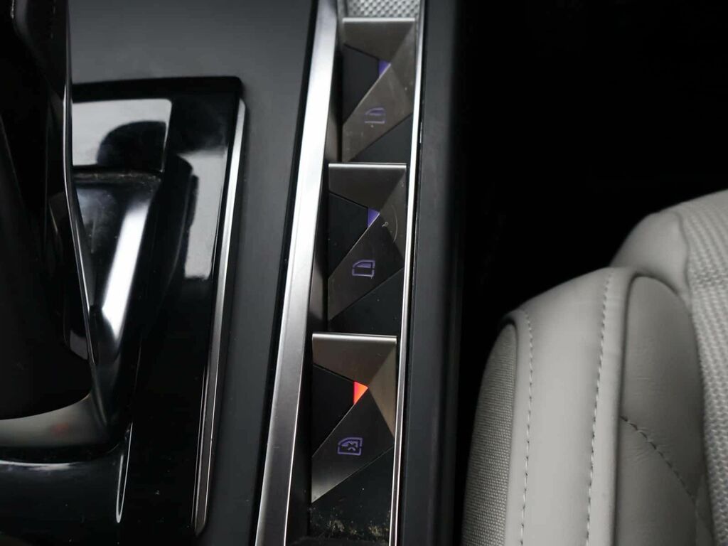 DS DS 3 Crossback Performance Line Grey #24