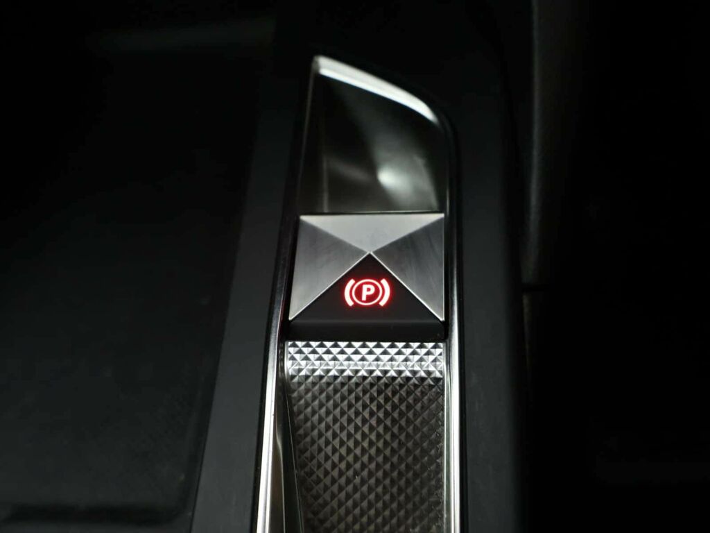 DS DS 3 Crossback Performance Line Grey #23
