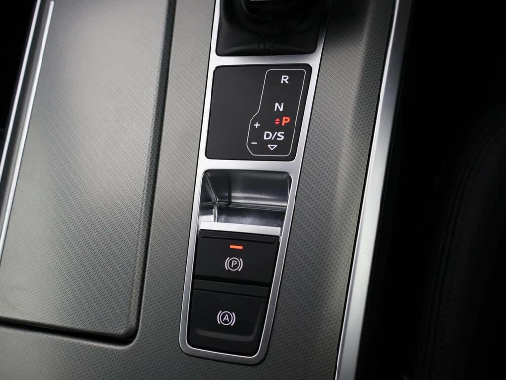 Audi A6 Saloon 2L Sport Black #19