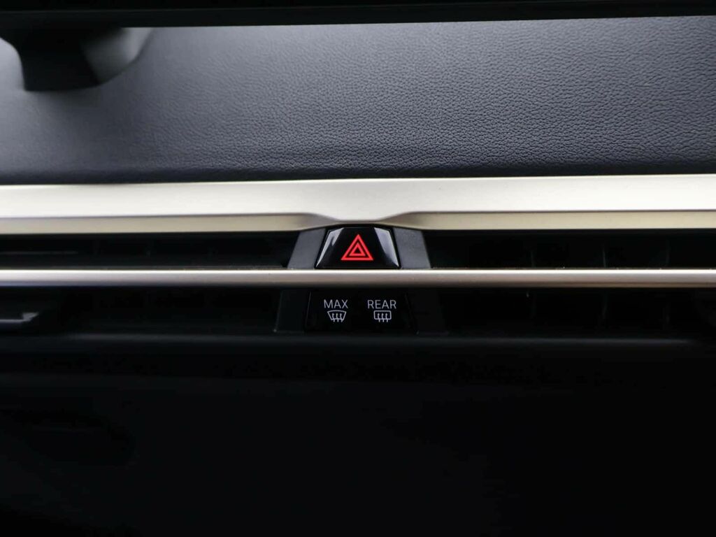BMW iX Ix Xdrive40 M Sport Black #18