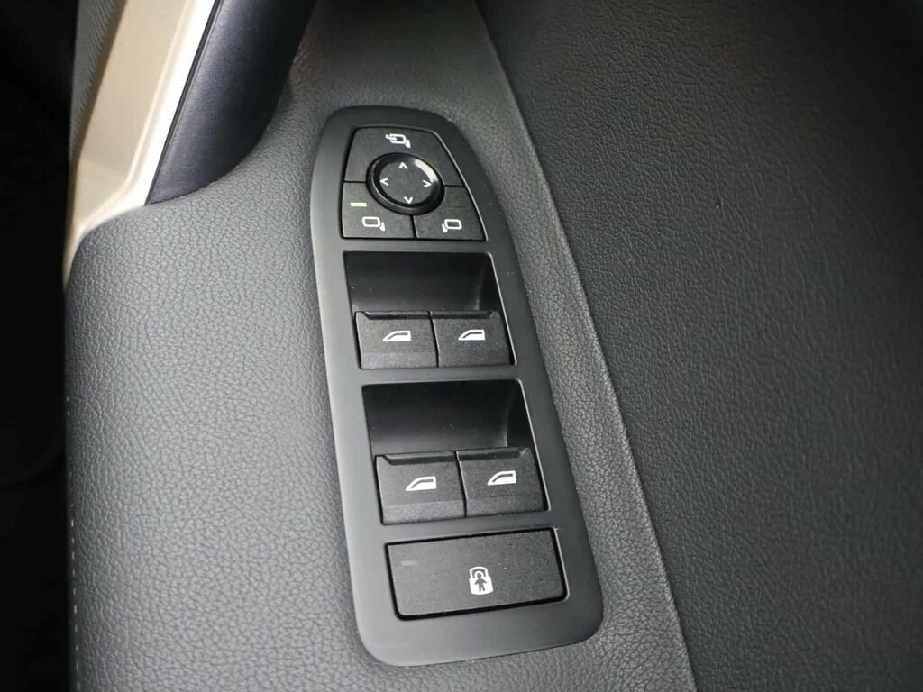 BMW iX Ix Xdrive40 M Sport Black #27