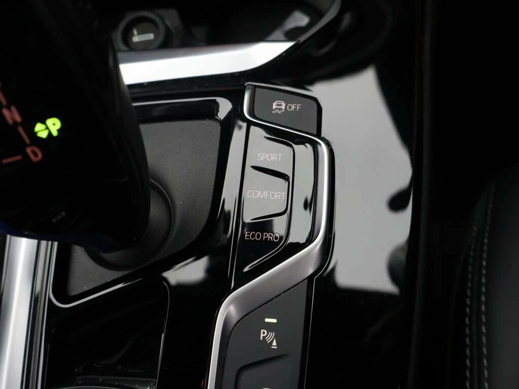 BMW iX3 210Kw Premier Edition 80Kwh Grey #22