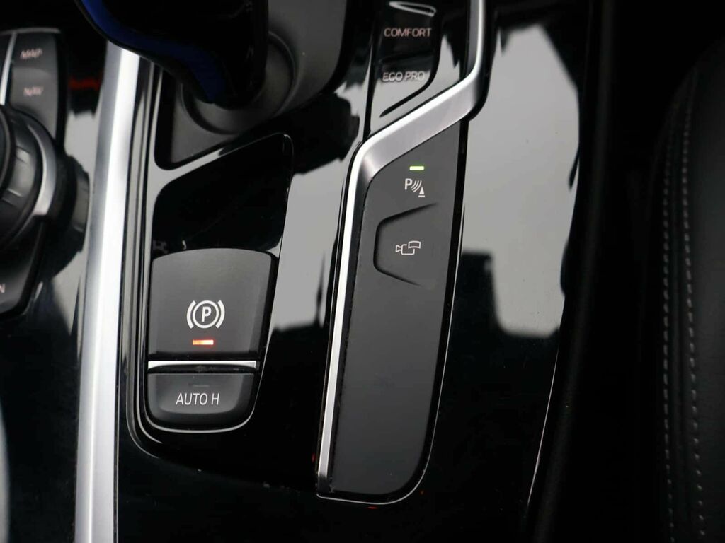 BMW iX3 210Kw Premier Edition 80Kwh Grey #23