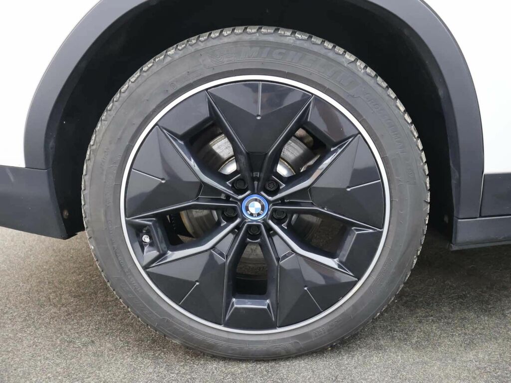 BMW iX3 210Kw Premier Edition 80Kwh Grey #6