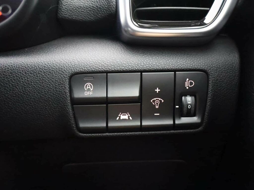 Kia Sportage Platinum Edition Silver #25