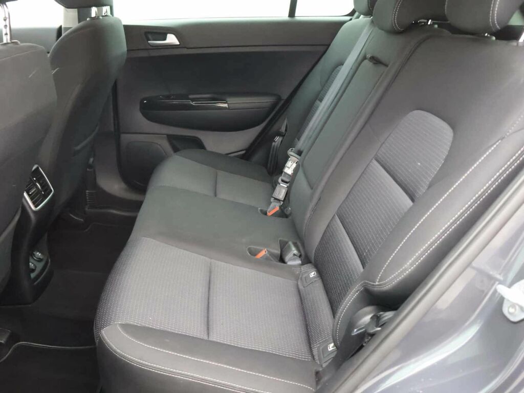 Kia Sportage Platinum Edition Silver #10
